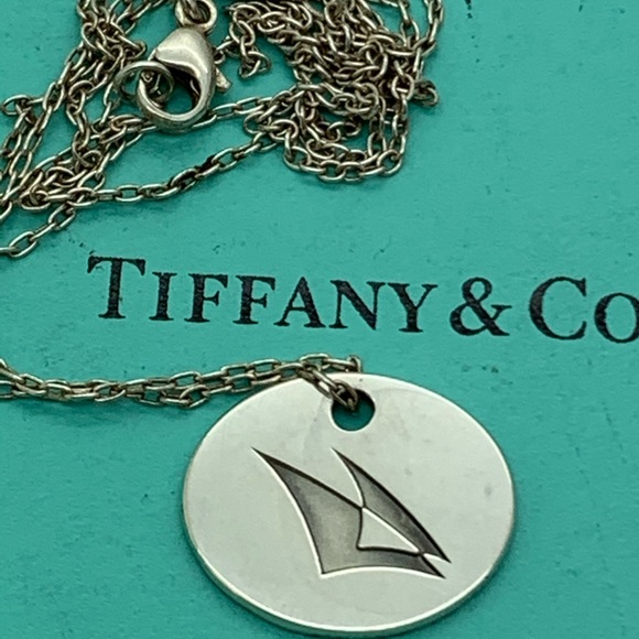 Tiffany & Co.925 Pendant On 20 Inches Chain - Picture 6 of 8